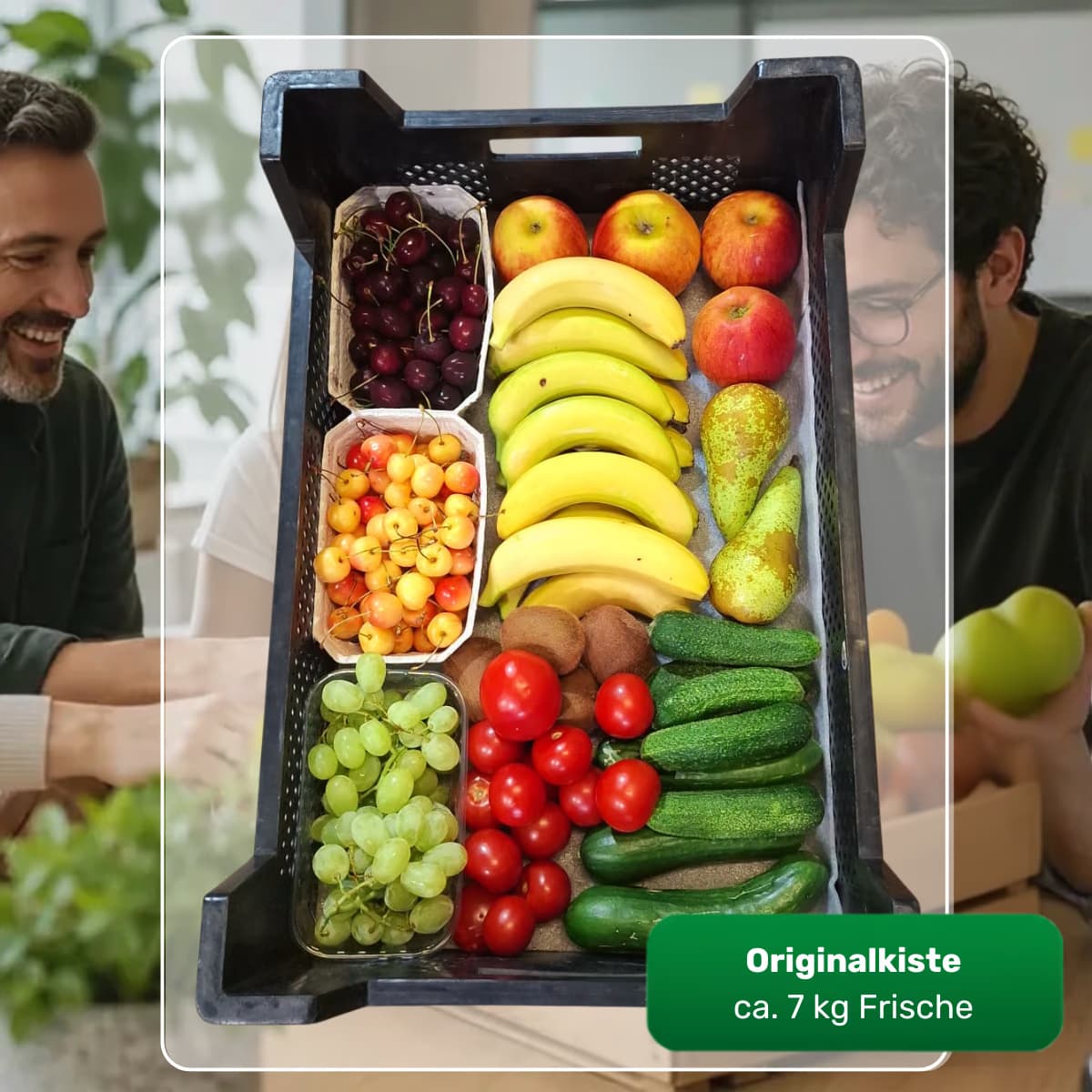 Große BIOSIVA Originalkiste mit Äpfeln, Bananen, Birnen, Trauben, Kirschen und frischen Ergänzungen.